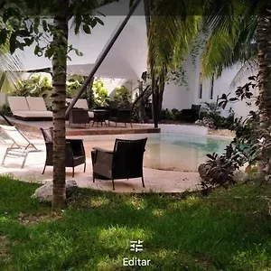 And Art 2* Cancún
