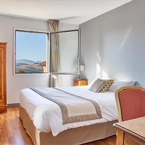 Le Place Neuve Hotel