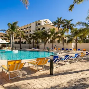 hotel-mirachoro-praia.hotelaalgarve.com/