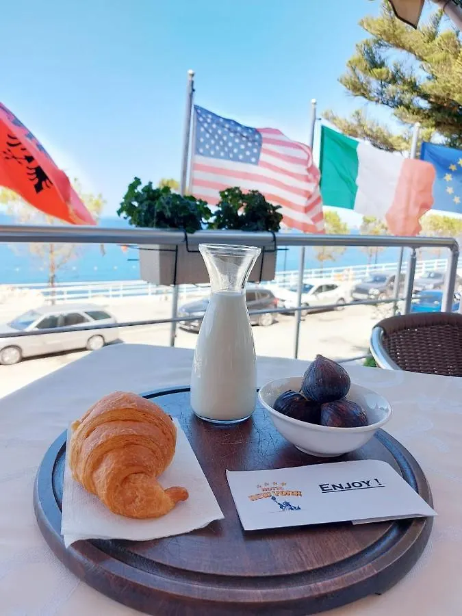 Hotel New York Vlorë