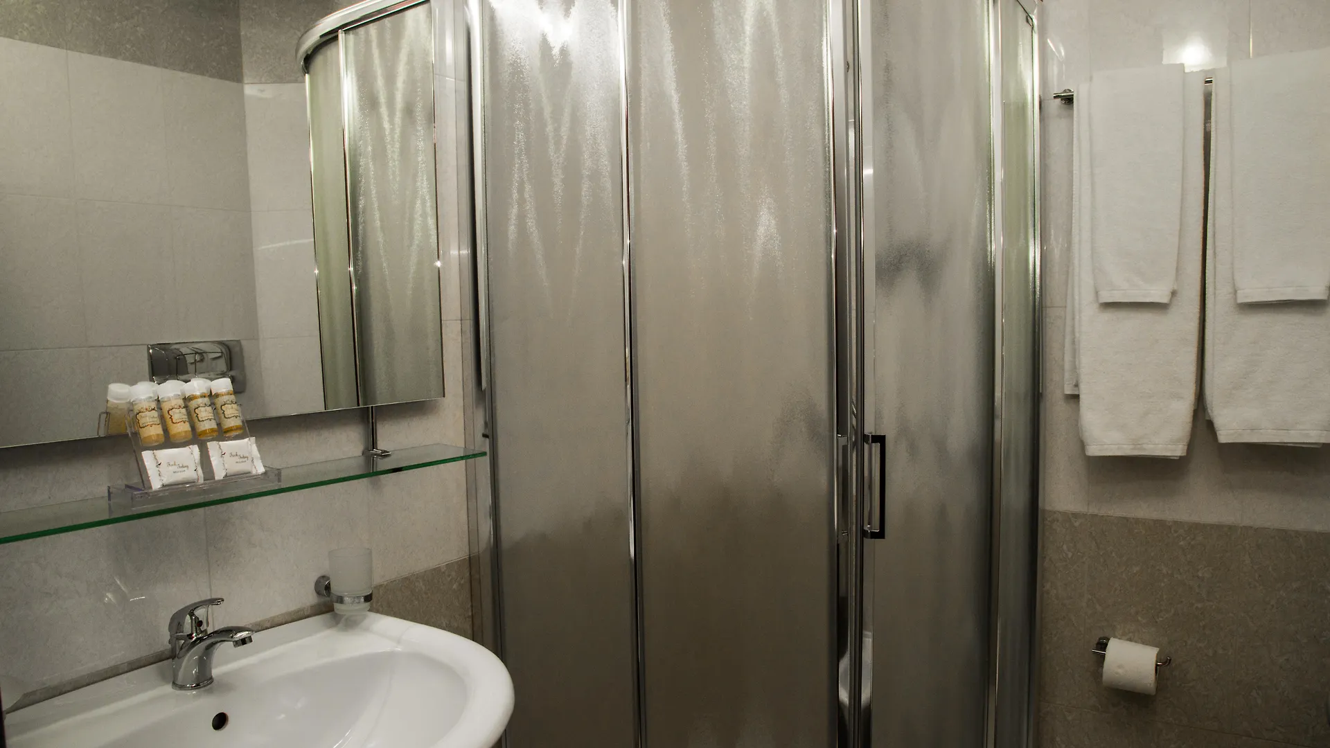 Hotel New York Vlorë