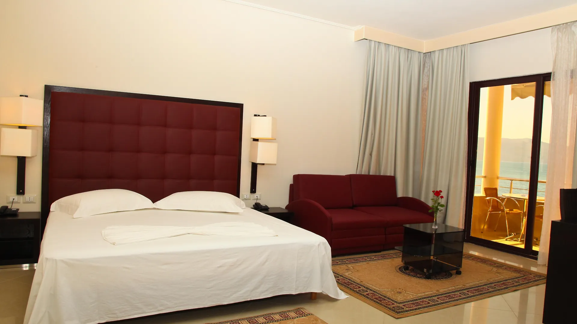 Hotel New York Vlorë